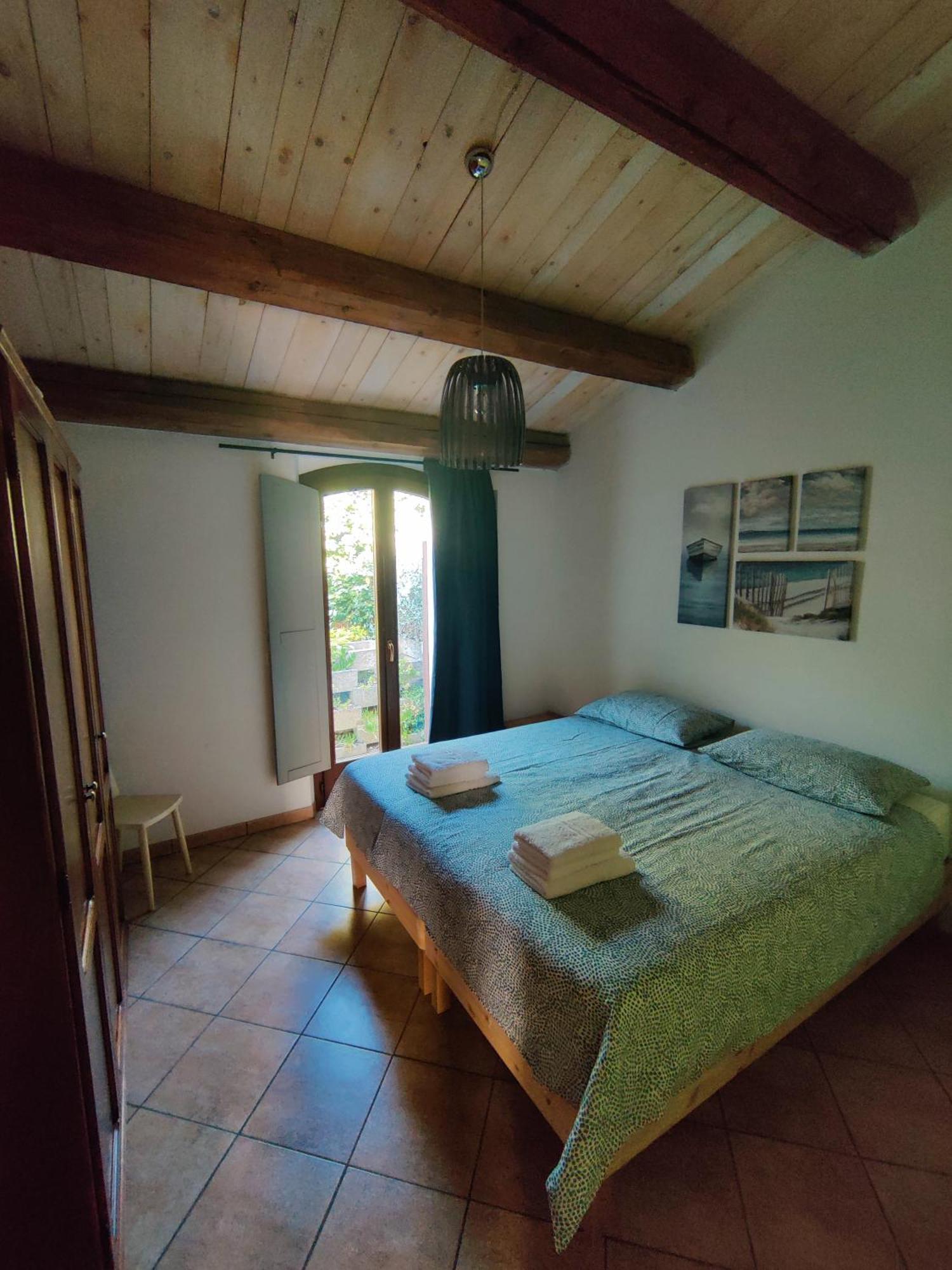 Rustico Del Bozzo Hostal Castelleone di Suasa Exterior foto
